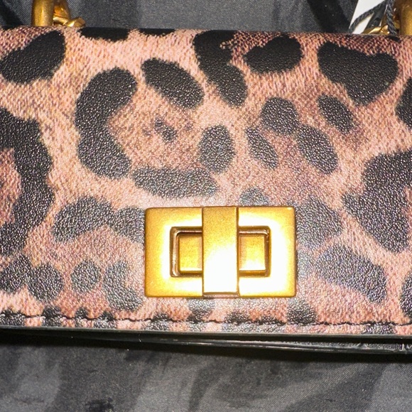 Steve Madden Leopard Mini Bag with Gold Chain - Picture 10 of 12